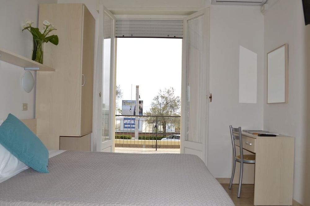 Superior Double Room (Plus) photo 3