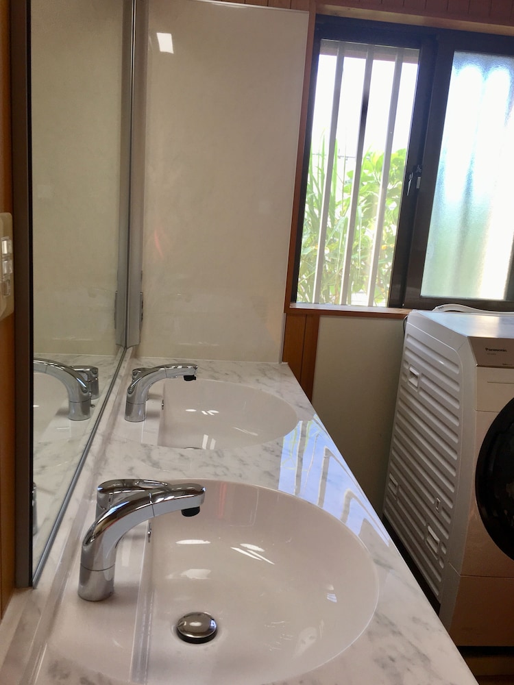 Triple Room, 3 Twin Beds, Non Smoking (for 2-3 guest) photo 3