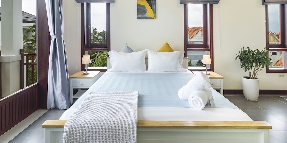 Deluxe Double Room, 1 Queen Bed, Bathtub