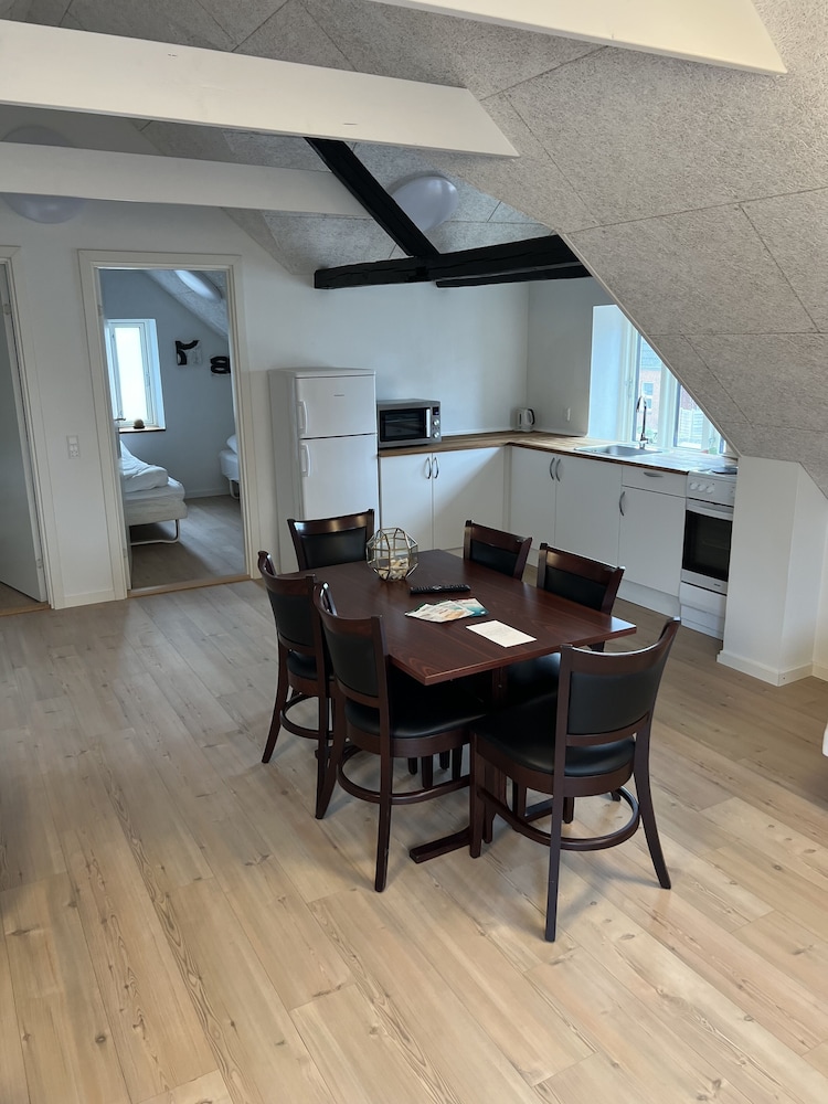 Family Apartment photo 2