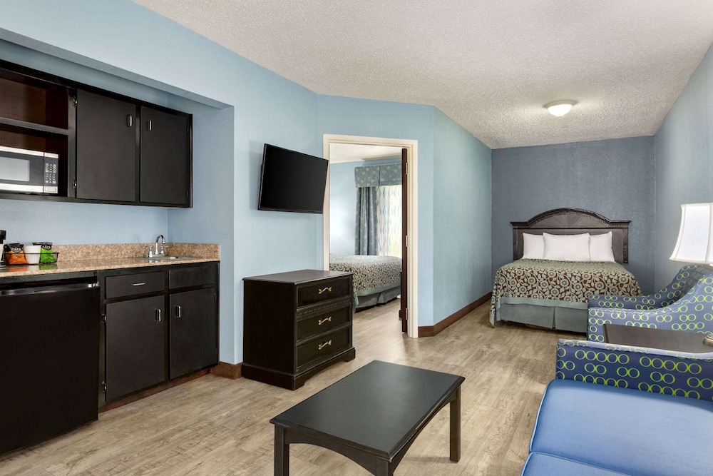 Suite, Non Smoking photo 1