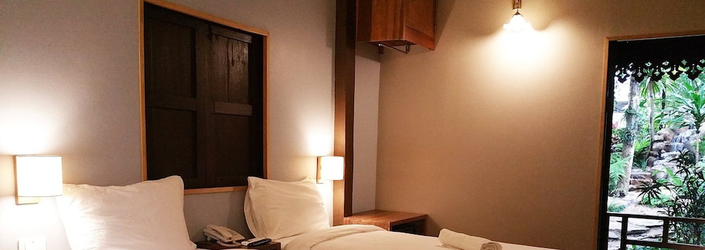 Deluxe Twin Room photo 2
