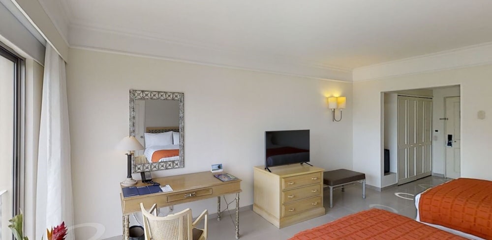 Superior Room, 2 Twin Beds photo 3