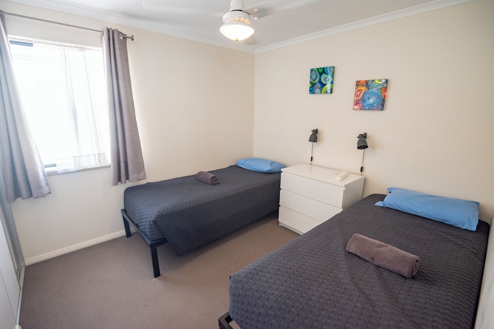 Premium Chalet, 2 Bedrooms, Non Smoking, Kitchen photo 2