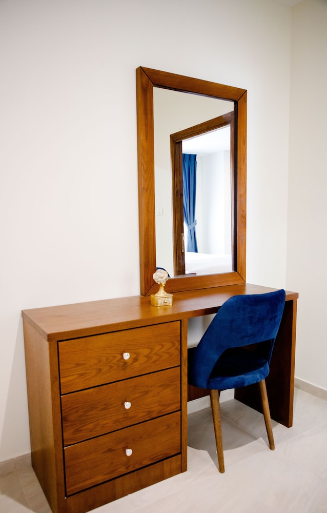 Executive Suite photo 3
