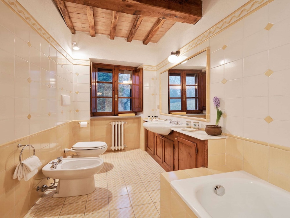 House photo 2