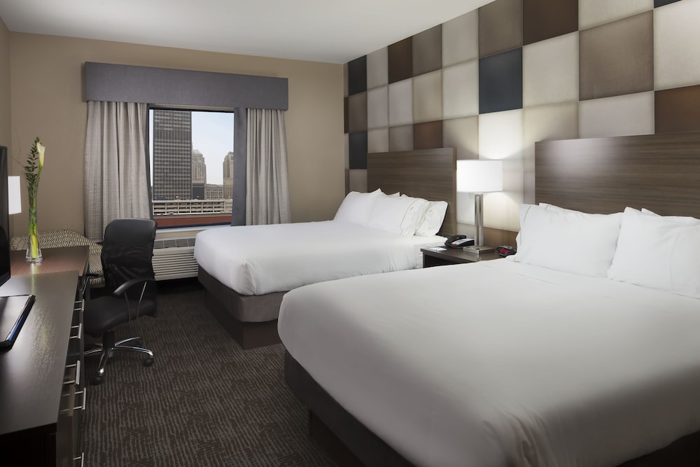 Standard Room, 2 Queen Beds, Accessible (Communication, Accessible Tub) photo 2