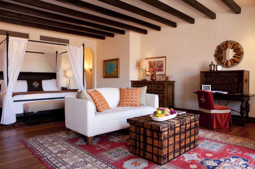 Suite, Tower - Photo 6