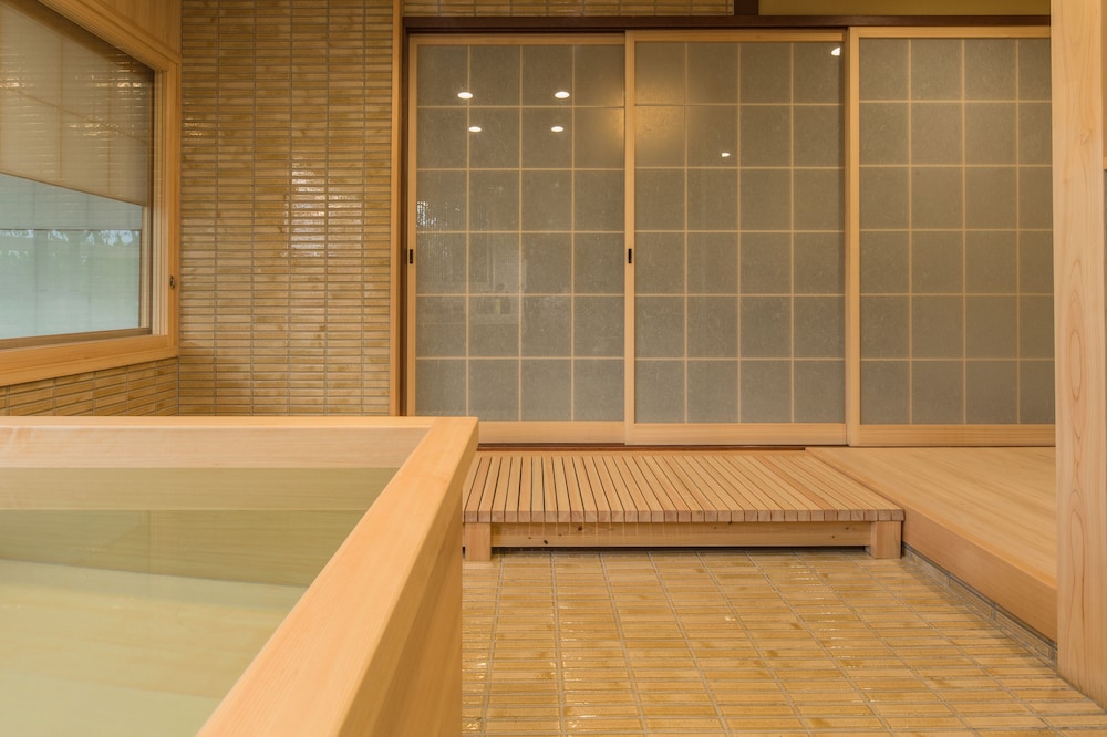 Premium Suite, Private Bathroom, Garden Area - Photo 12
