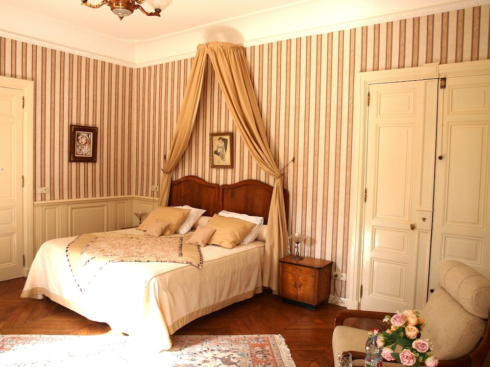 Superior Double Room, Private Bathroom, Garden View photo 1