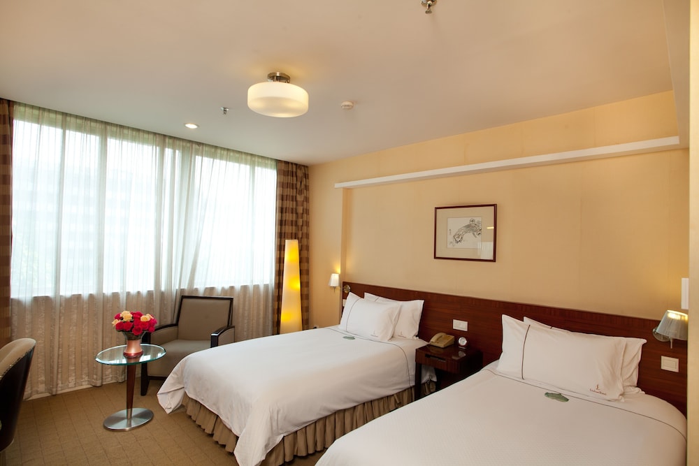 Standard Twin Room - Photo 7
