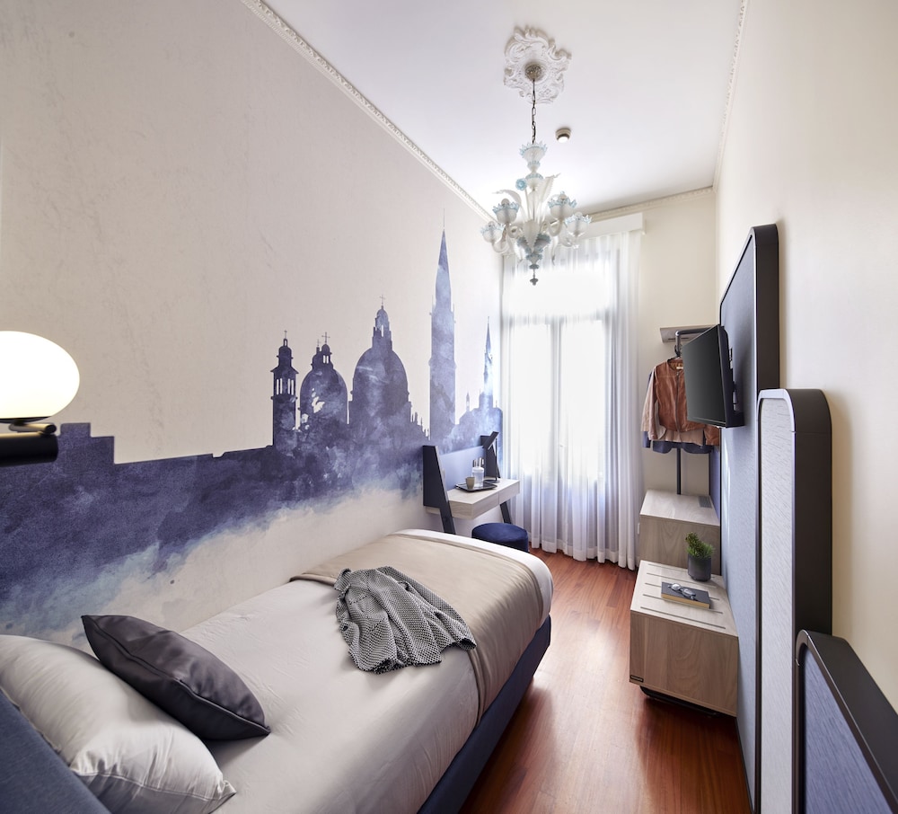 Classic Single Room, 1 Twin Bed photo 2