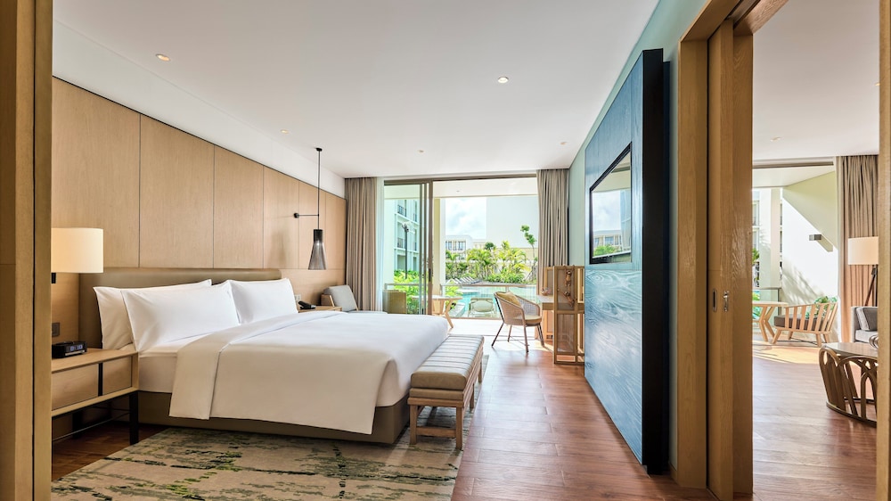 Suite, 1 Bedroom, Pool Access - Photo 4