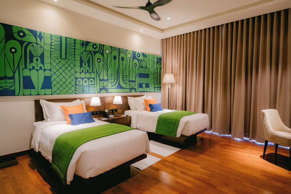 Twin Room, Balcony, Garden View photo 1