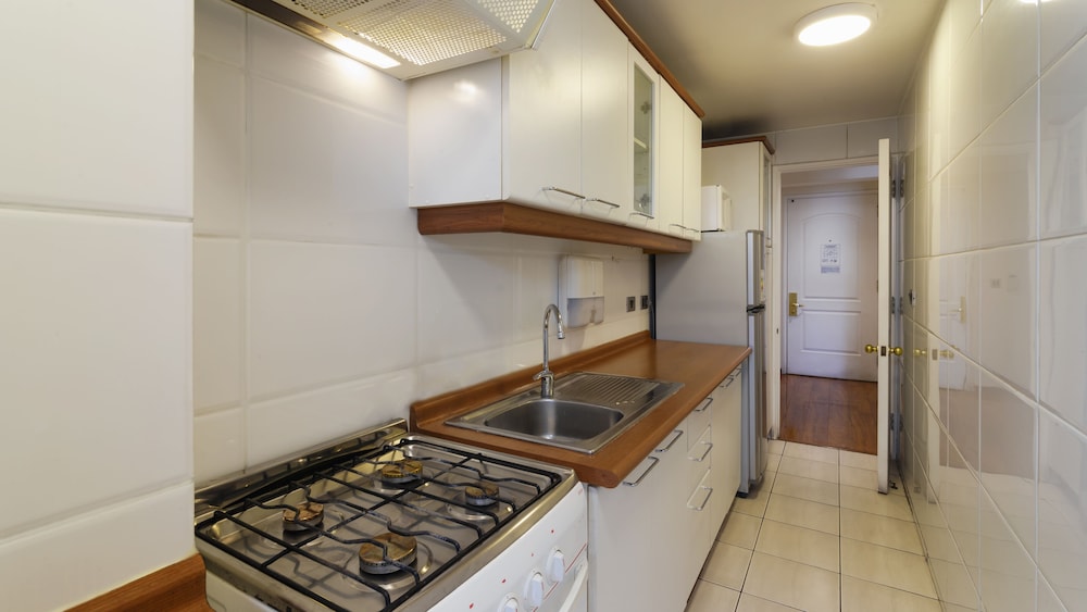 Family Apartment, 2 Bedrooms - Photo 5