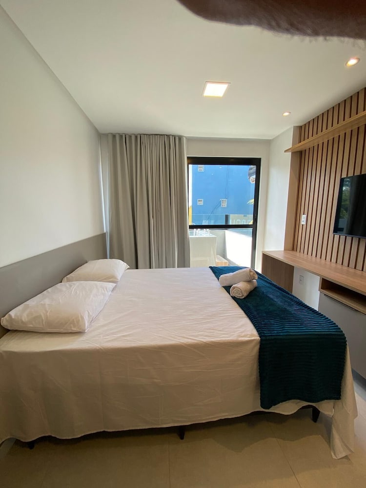 Deluxe Studio, Private Pool, City View photo 1