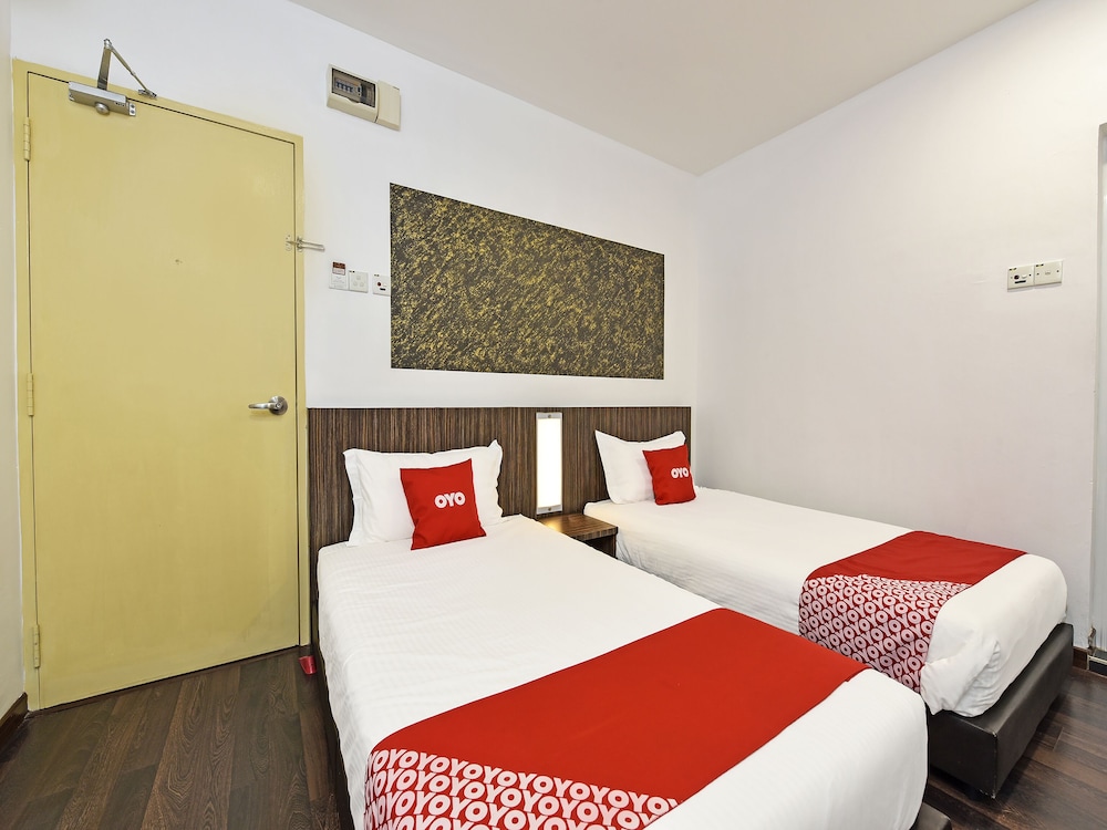 Deluxe Twin Room - Photo 1