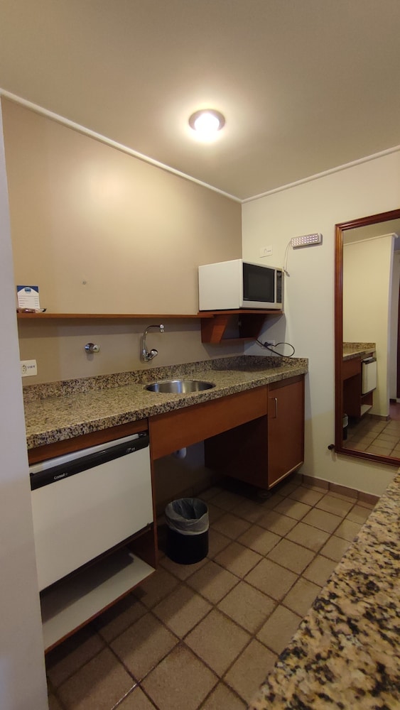 Standard Double Room, 1 King Bed photo 3