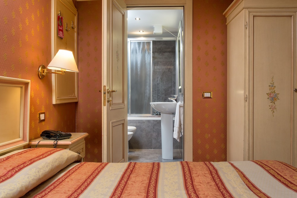 Standard Room - Photo 3