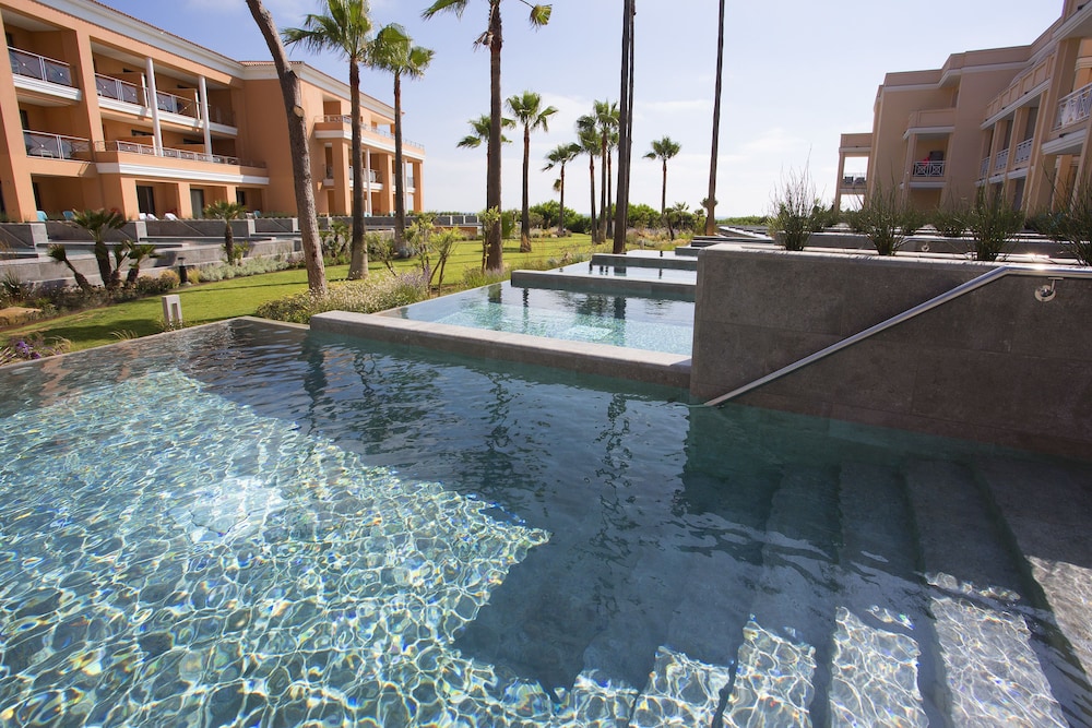 Double Room, Private Pool (Swim up) photo 3