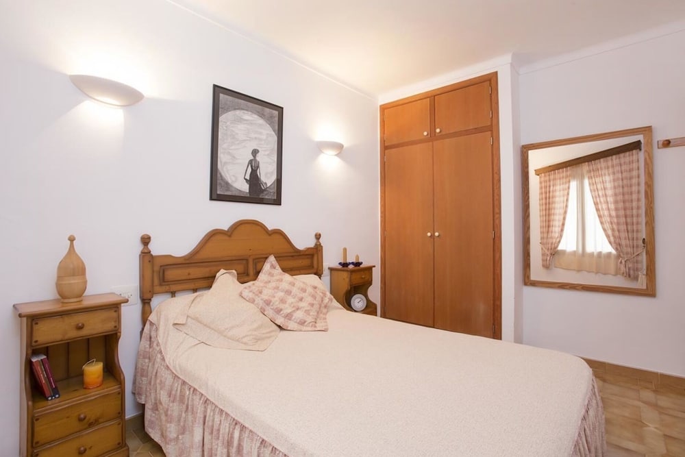 Casa Familiar, 3 Habitaciones, Vista a la Piscina