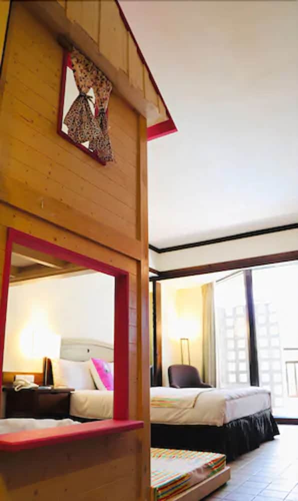 New - Kids Room photo 3