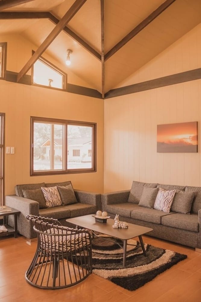 2 Bedroom Cabin photo 3