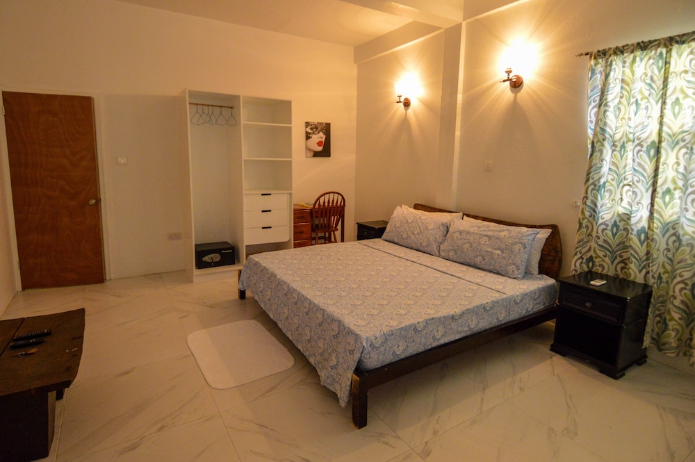 Superior Studio Suite photo 1
