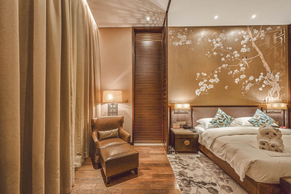 Presidential Studio Suite photo 1