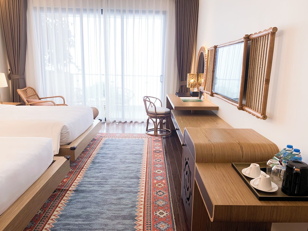 Superior Twin Room, City View - Photo 4