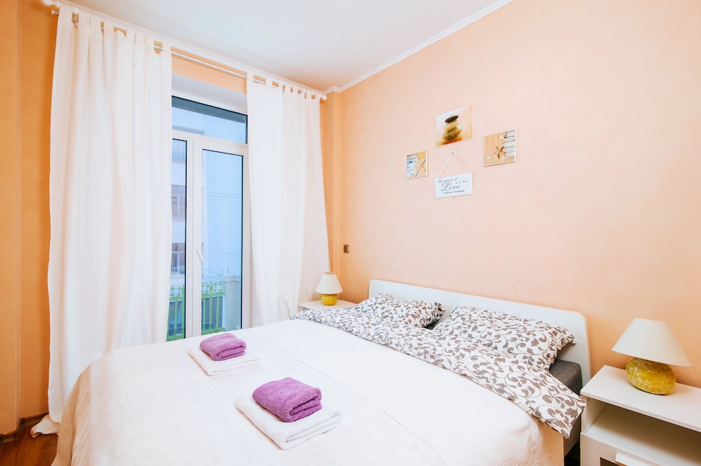 One bedroom apartment on Leningradskaya 3 photo 3