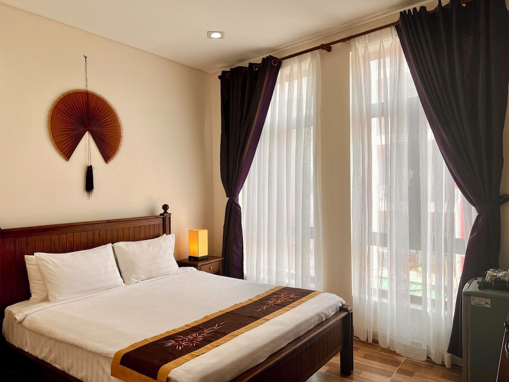 Standard Room, City View photo 1