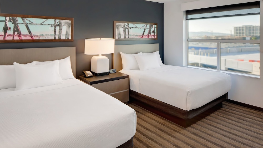 Room, Multiple Beds, Accessible - Photo 1