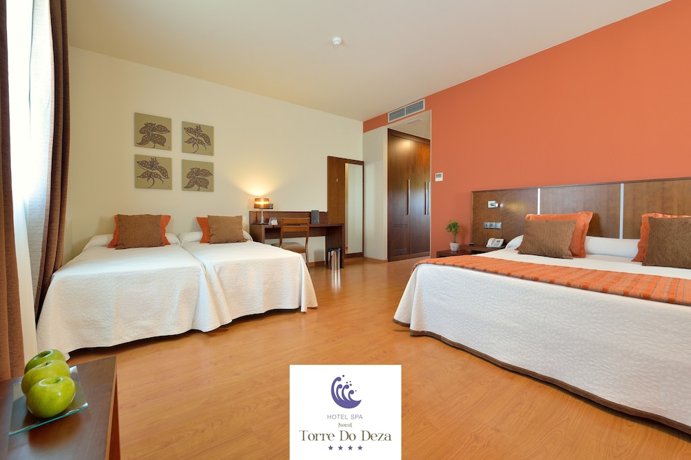 Standard Quadruple Room (4 Adults) - Photo 1