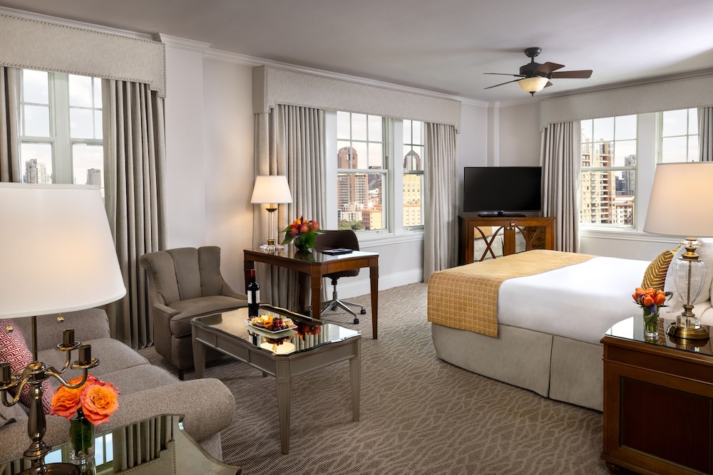 Deluxe Suite - Photo 4