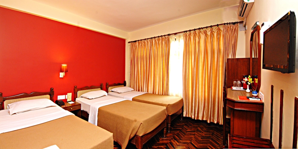 Deluxe Triple Room - Photo 2