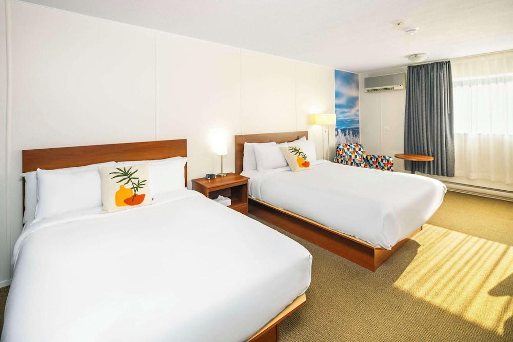 Room, Multiple Beds, Accessible, Non Smoking