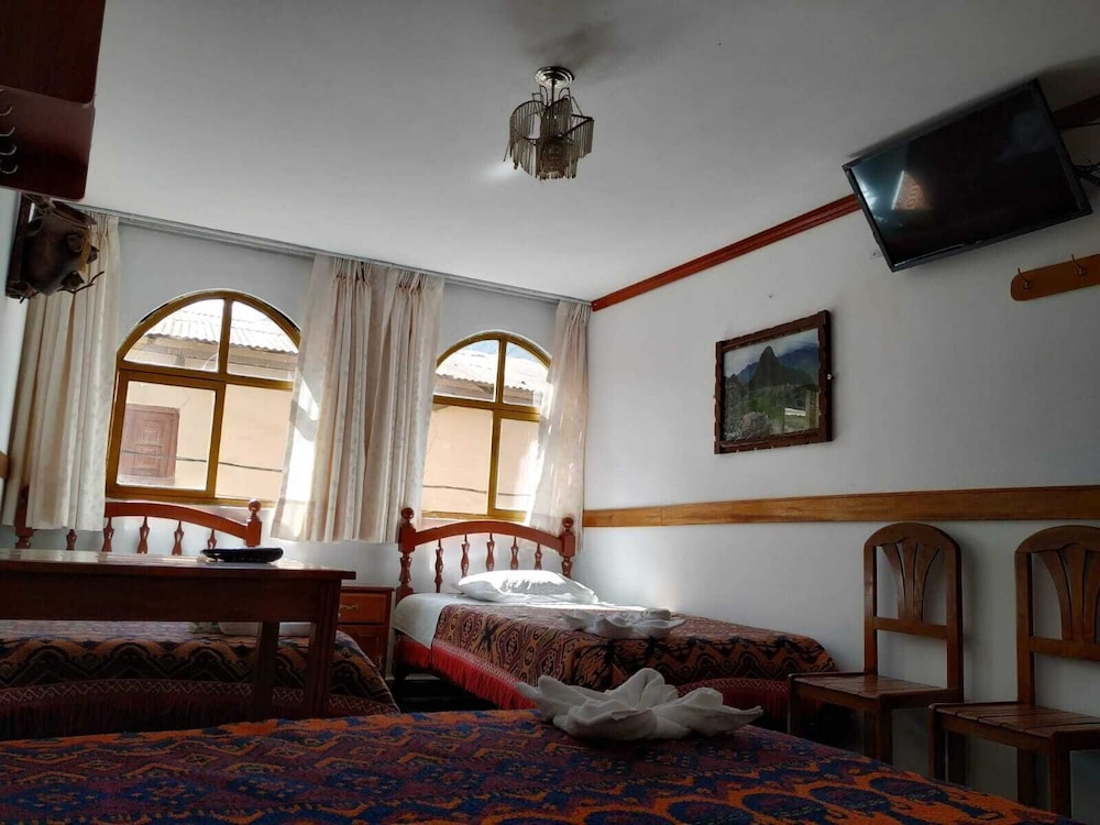 Family Triple Room, City View photo 1