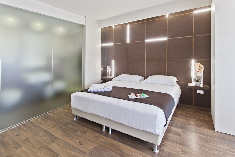 Deluxe Double Room, Non Smoking photo 1