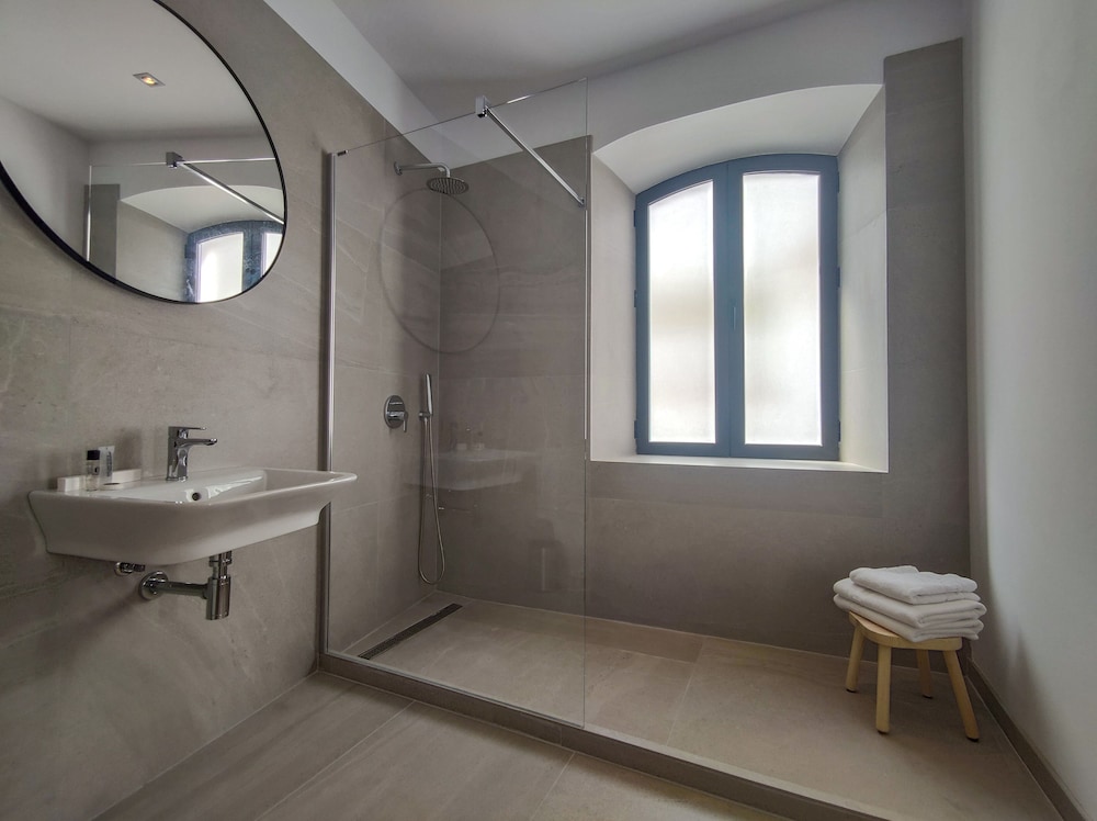 Superior Room - Photo 6