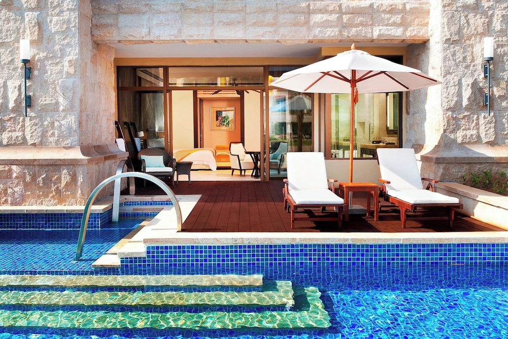 Villa, 1 Bedroom, Poolside - Photo 2