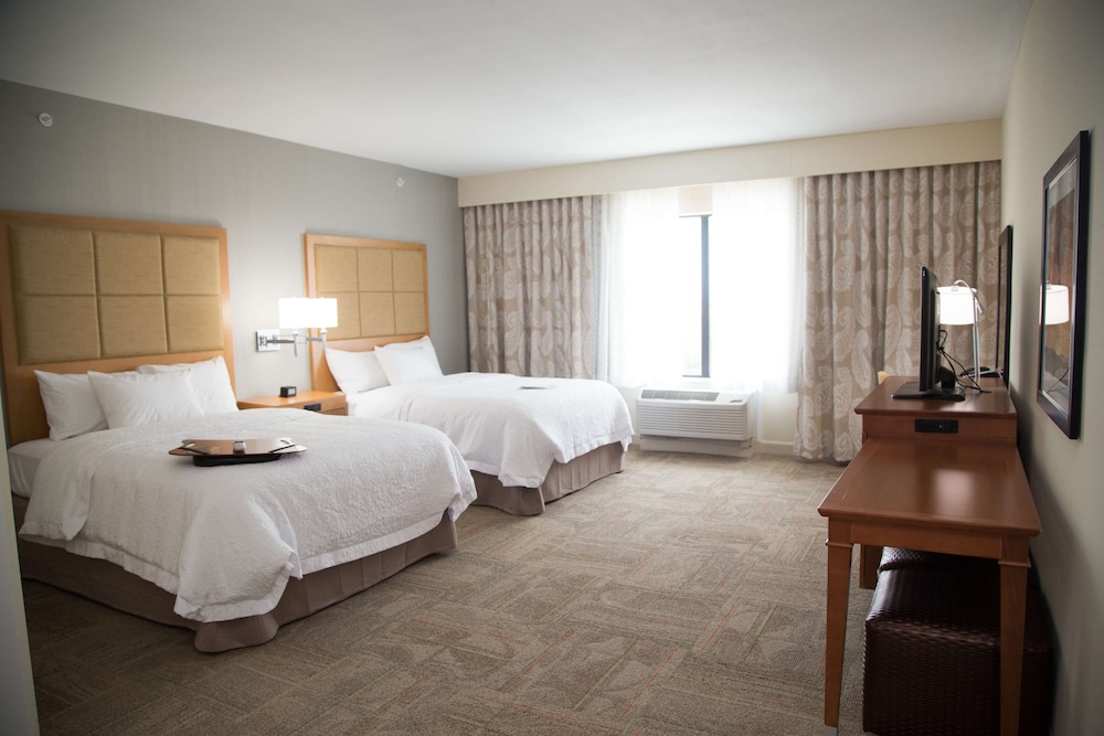 Room, 2 Queen Beds, Accessible, Non Smoking (Bathtub) photo 3
