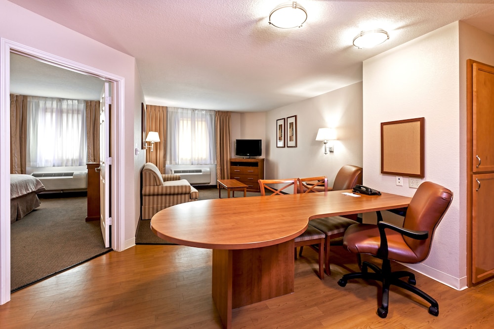 Suite, 1 Bedroom photo 3