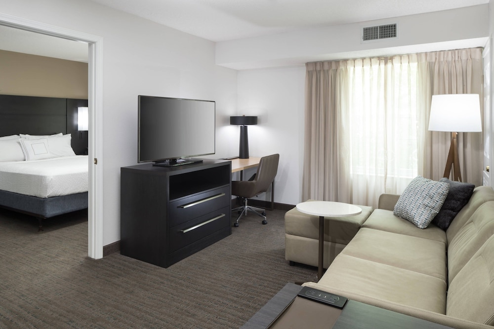 Suite, 1 Bedroom photo 1
