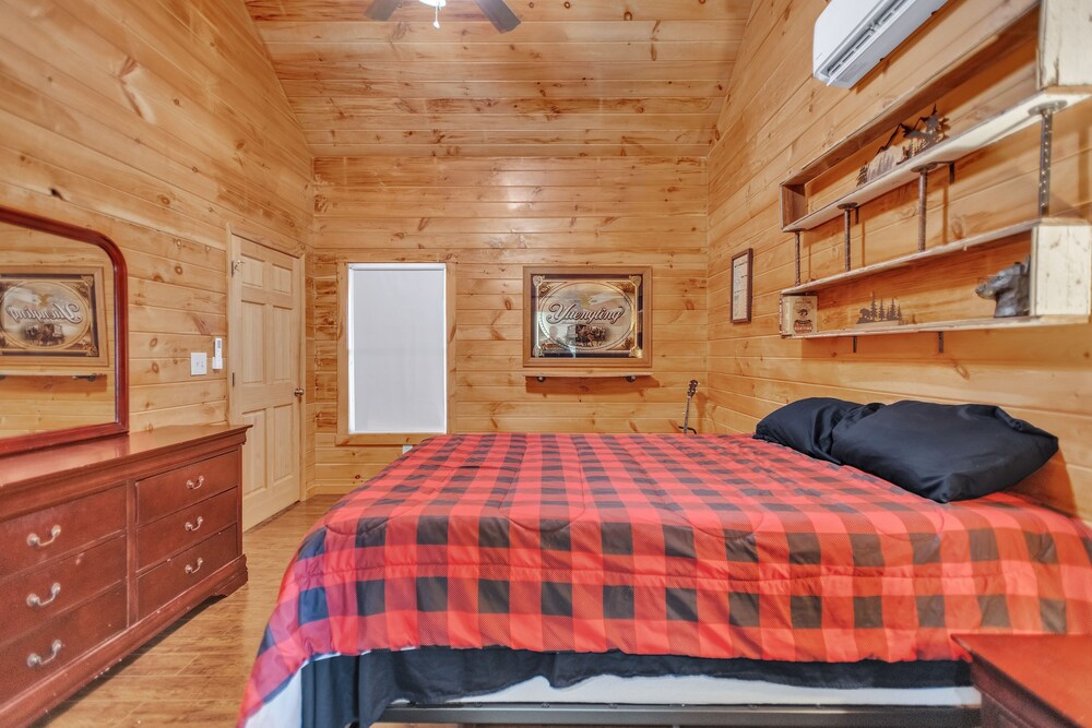 Cabin, 2 Bedrooms photo 3