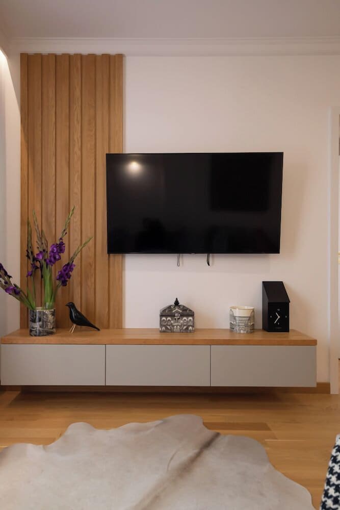 Apartment photo 1