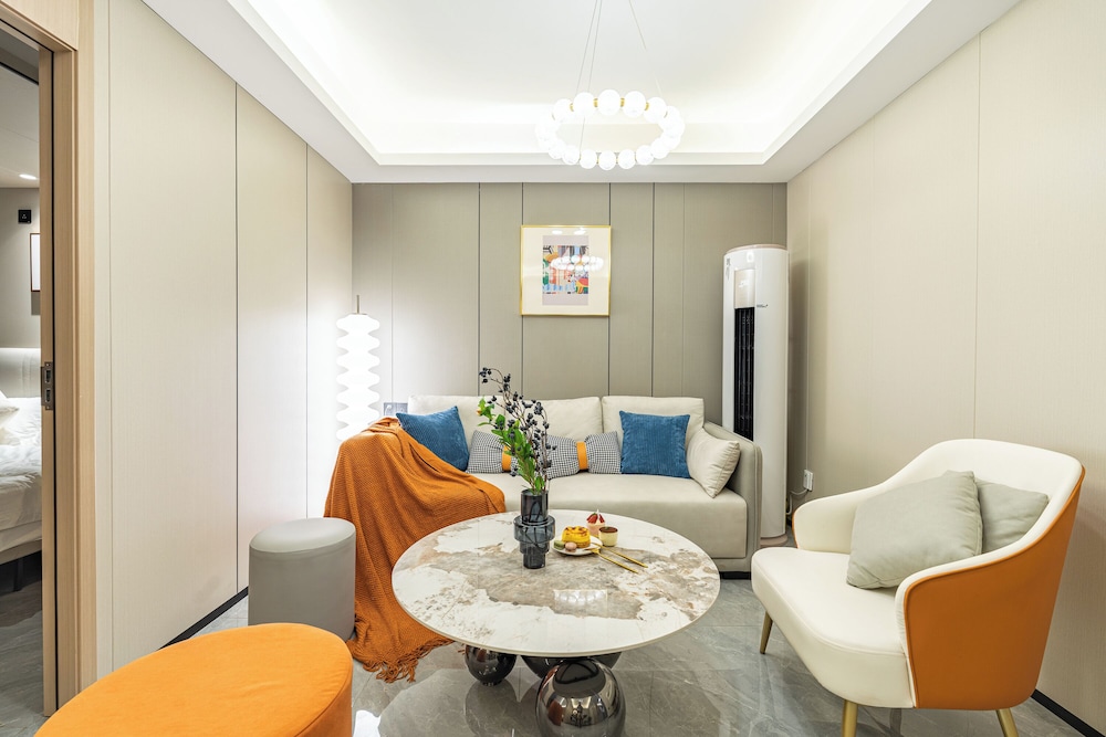 Elite Suite
