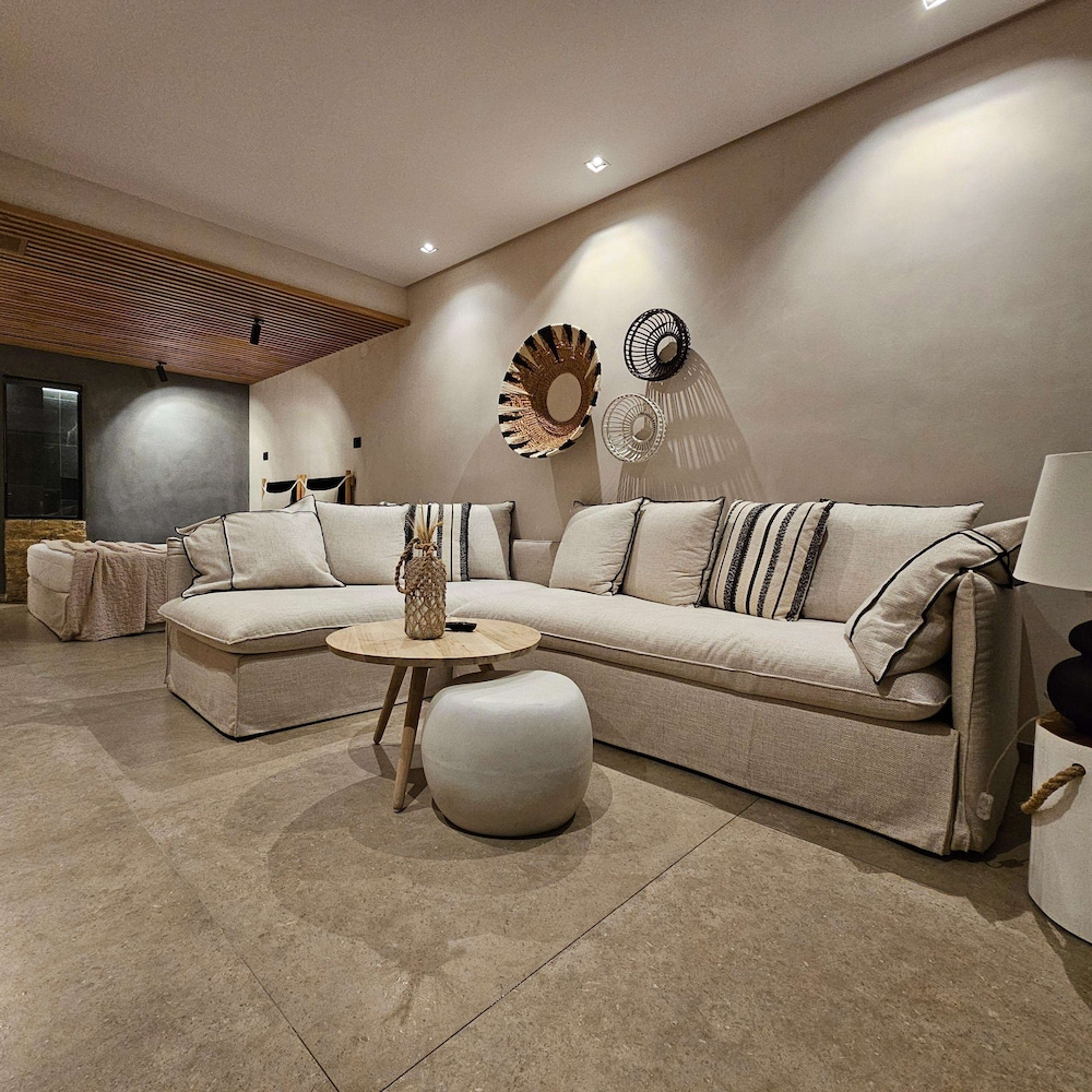 Deluxe Room (Smart Room) - Photo 18