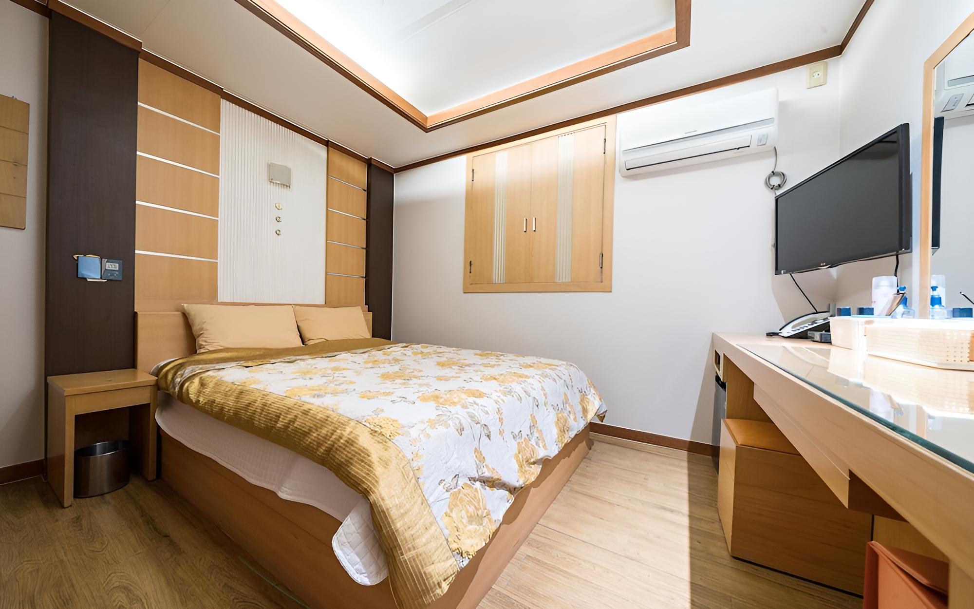 Room (Standard) photo 3