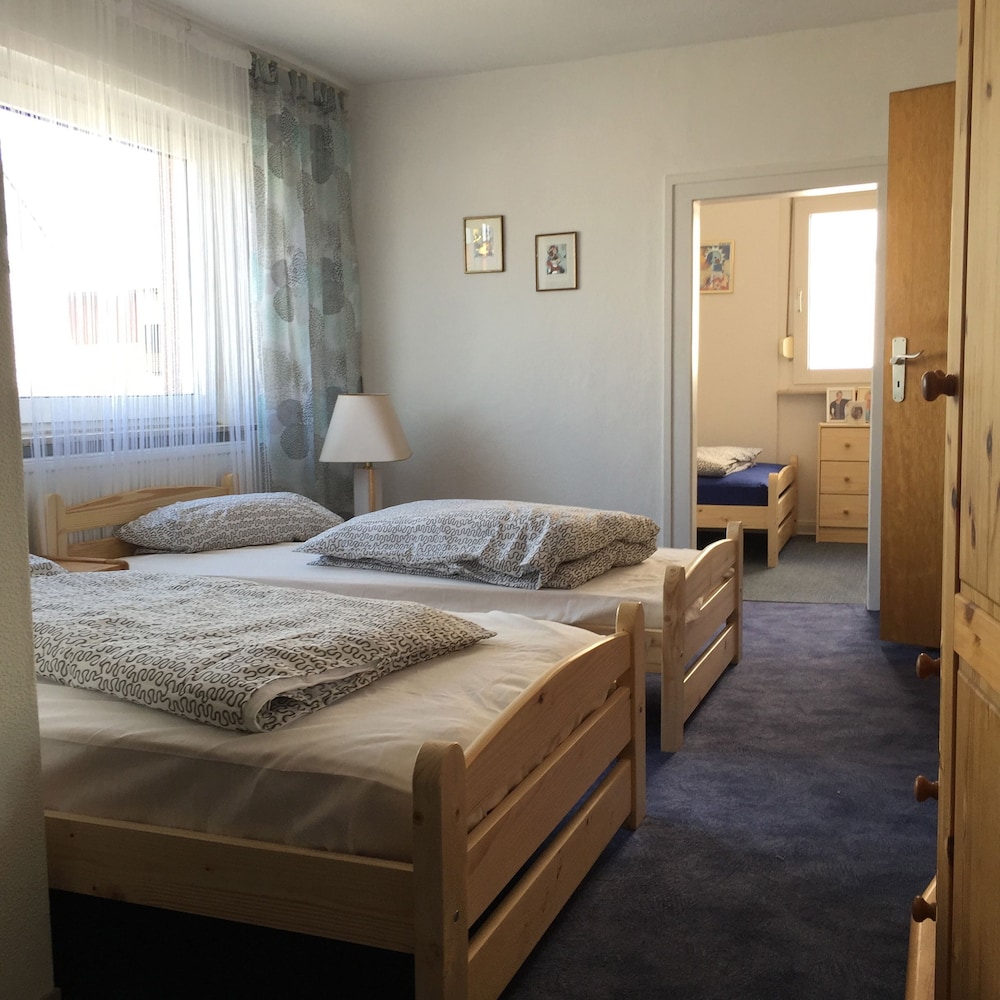 Classic Apartment, 3 Bedrooms, Balcony, Park View